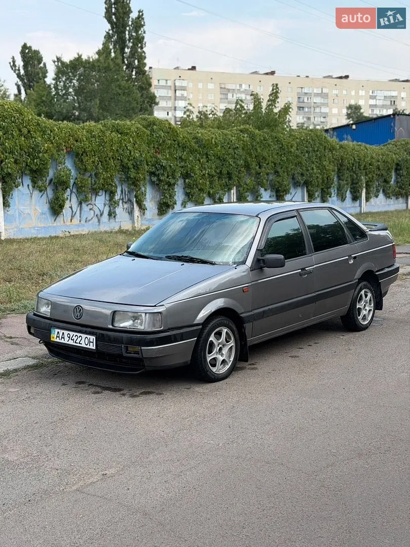 Volkswagen Passat, 1992