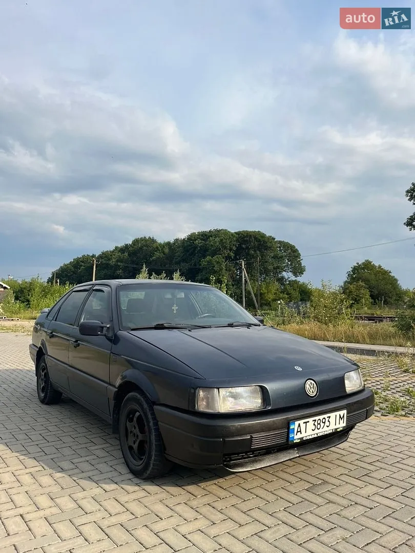 Volkswagen Passat, 1991
