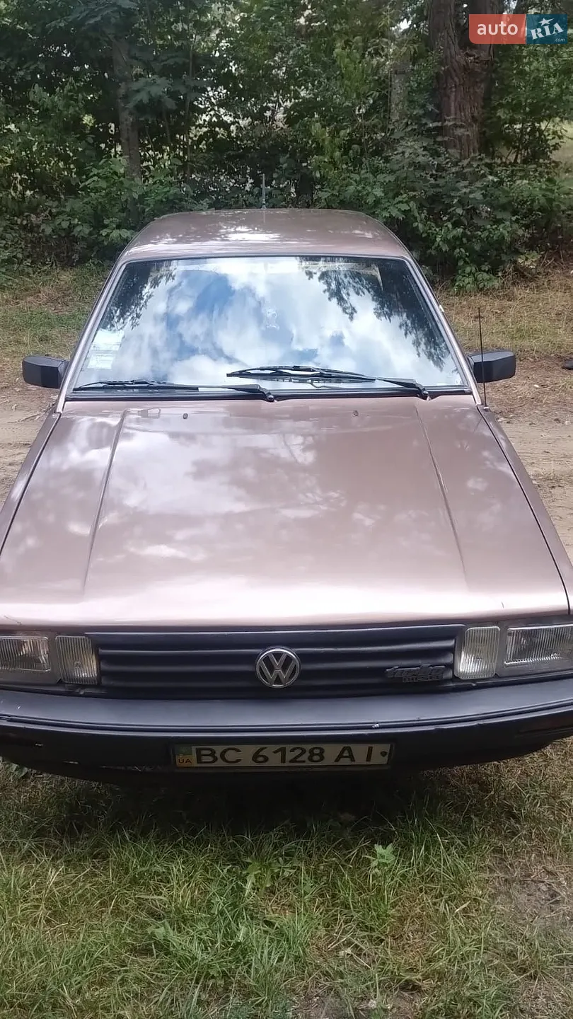 Volkswagen Passat, 1986