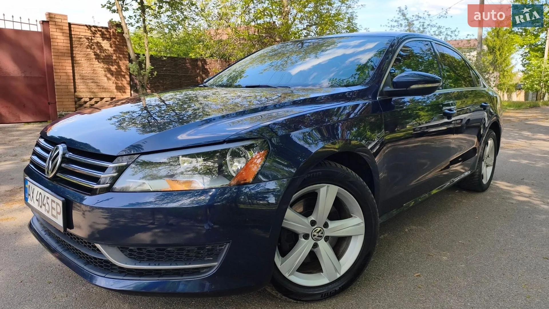 Volkswagen Passat, 2011