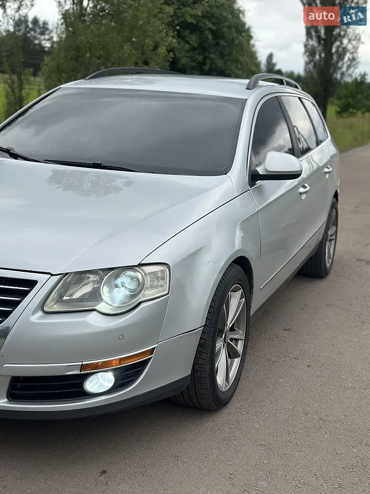 Volkswagen Passat, 2010