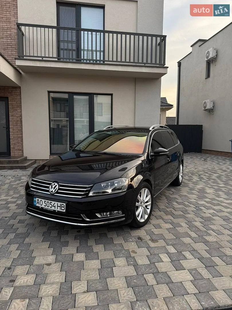 Volkswagen Passat, 2011