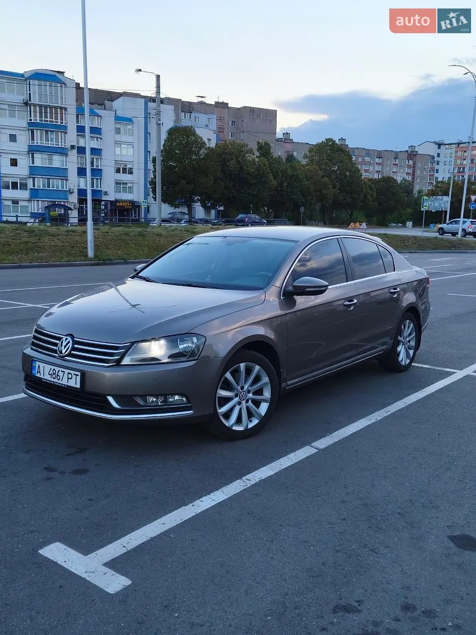 Volkswagen Passat, 2011