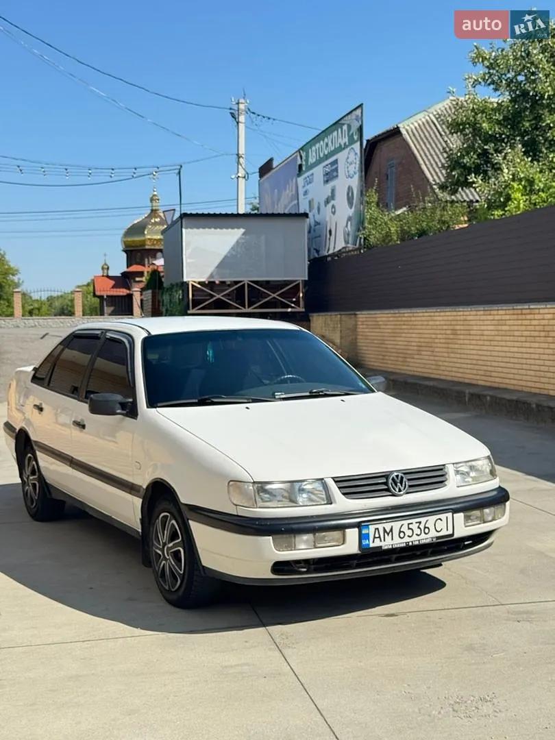 Volkswagen Passat, 1995