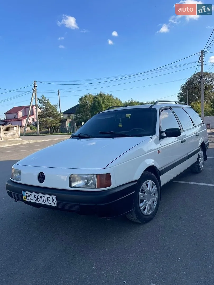Volkswagen Passat, 1992