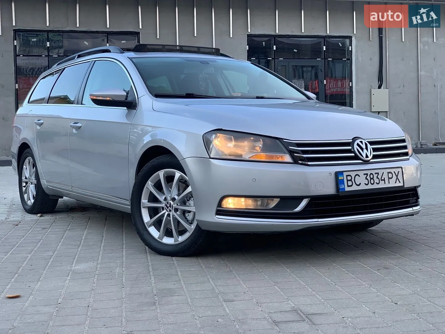 Volkswagen Passat, 2011