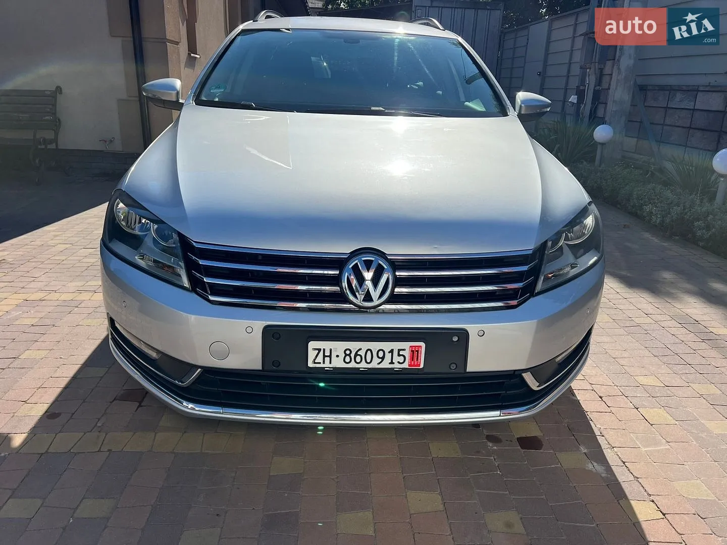 Volkswagen Passat, 2011