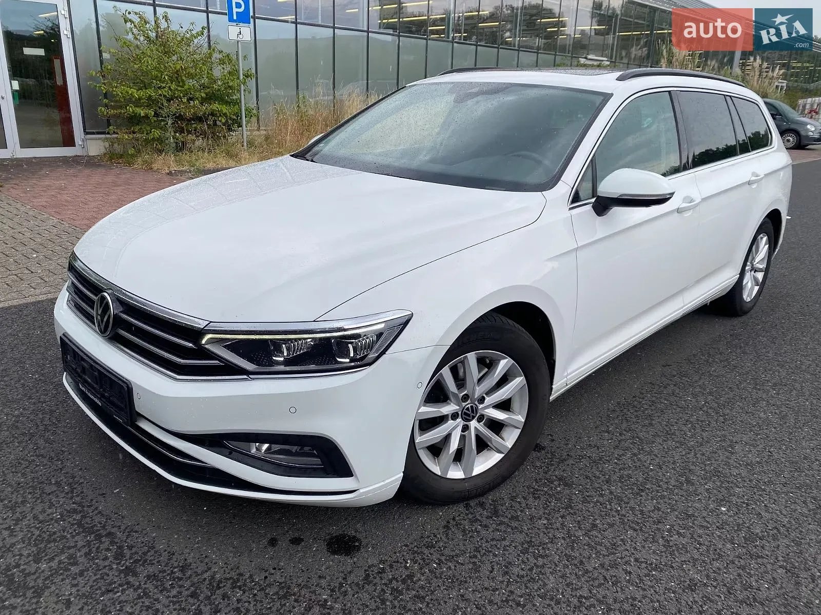Volkswagen Passat, 2021
