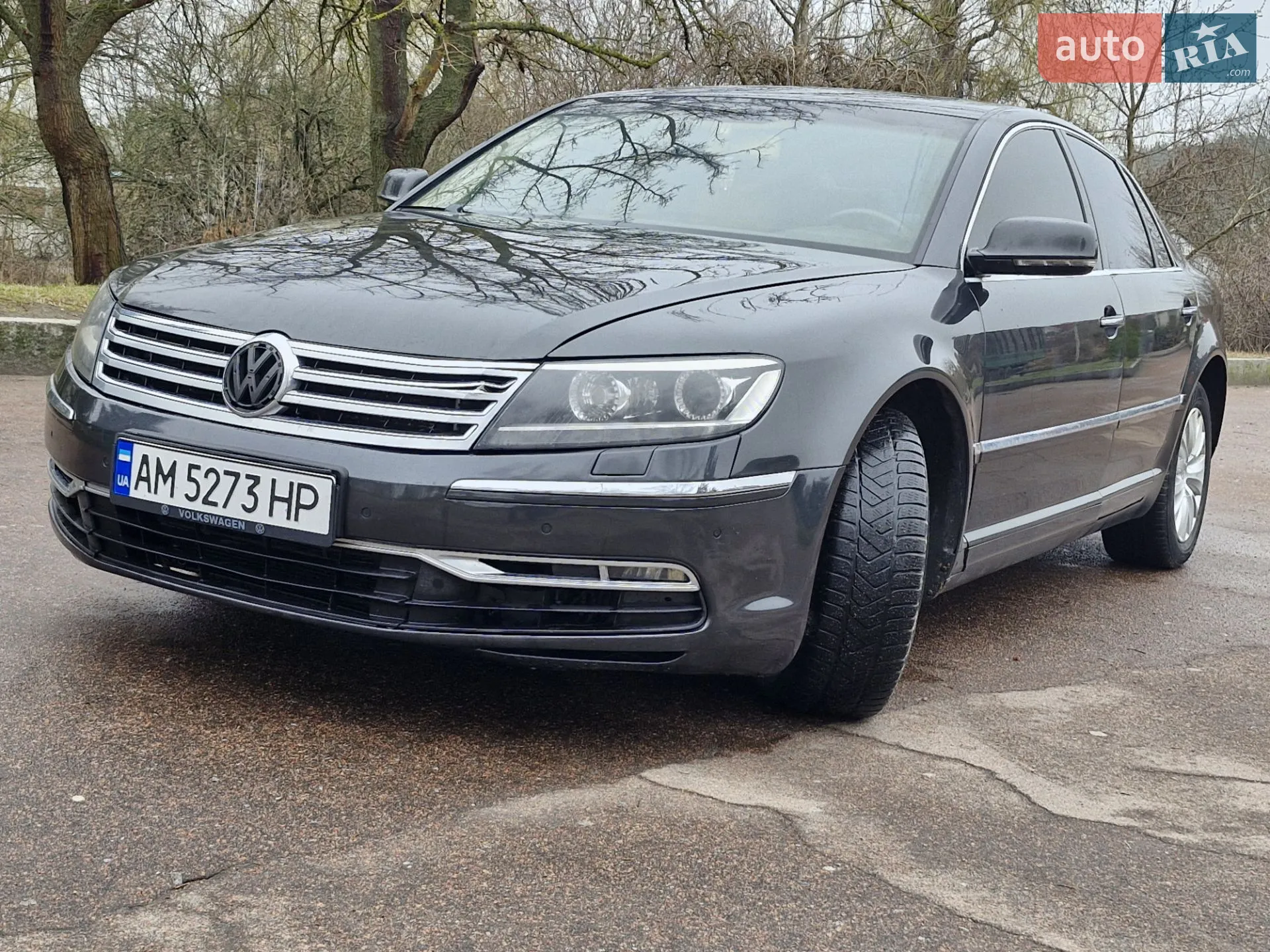 Volkswagen Phaeton, 2011