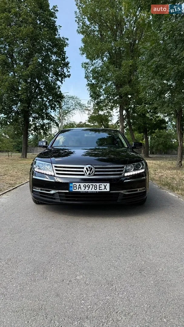 Volkswagen Phaeton, 2012