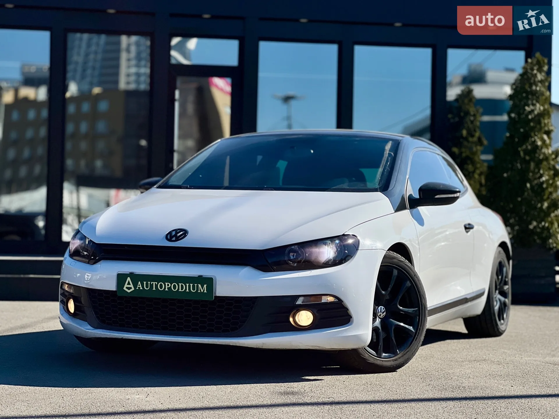 Volkswagen Scirocco, 2011