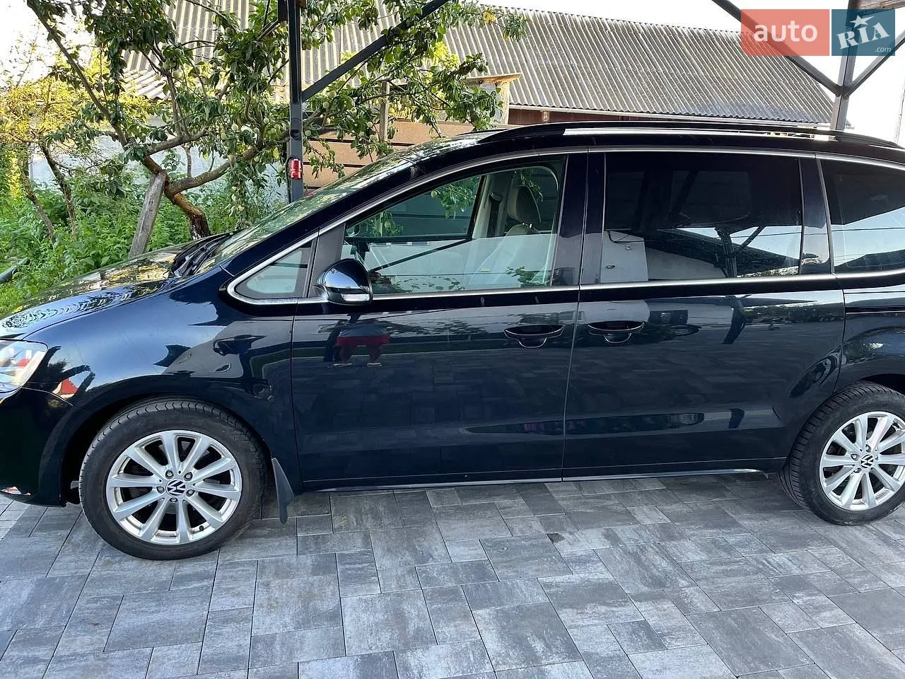 Volkswagen Sharan, 2011