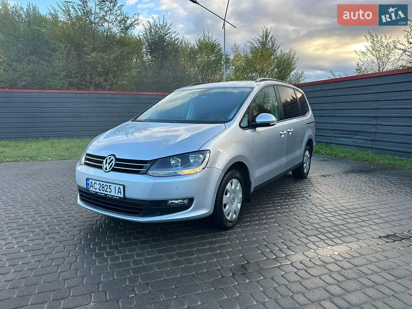 Volkswagen Sharan, 2010