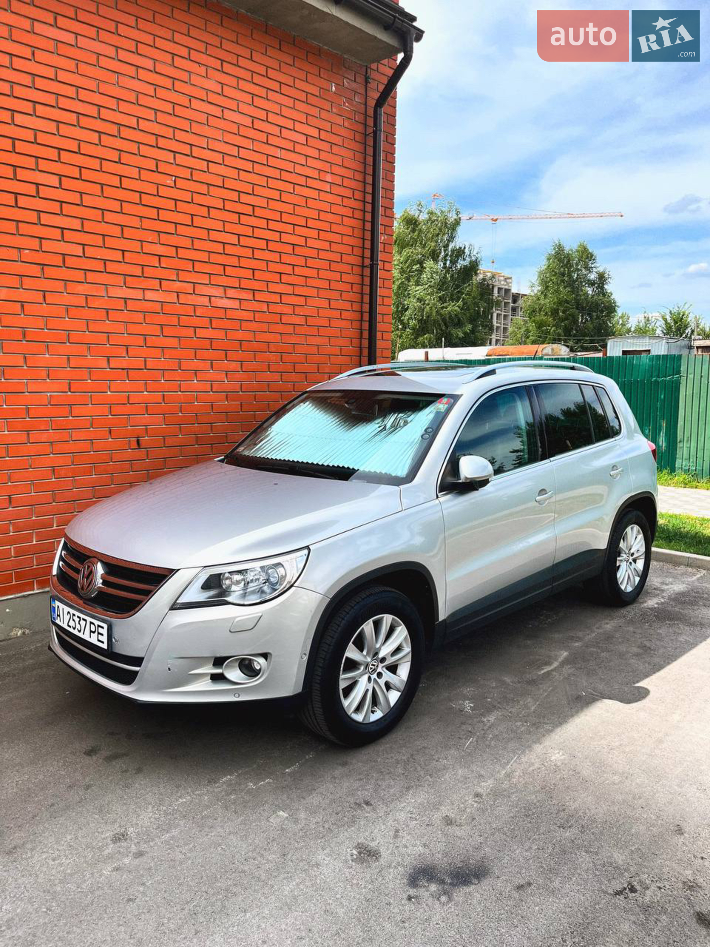 Volkswagen Tiguan, 2011