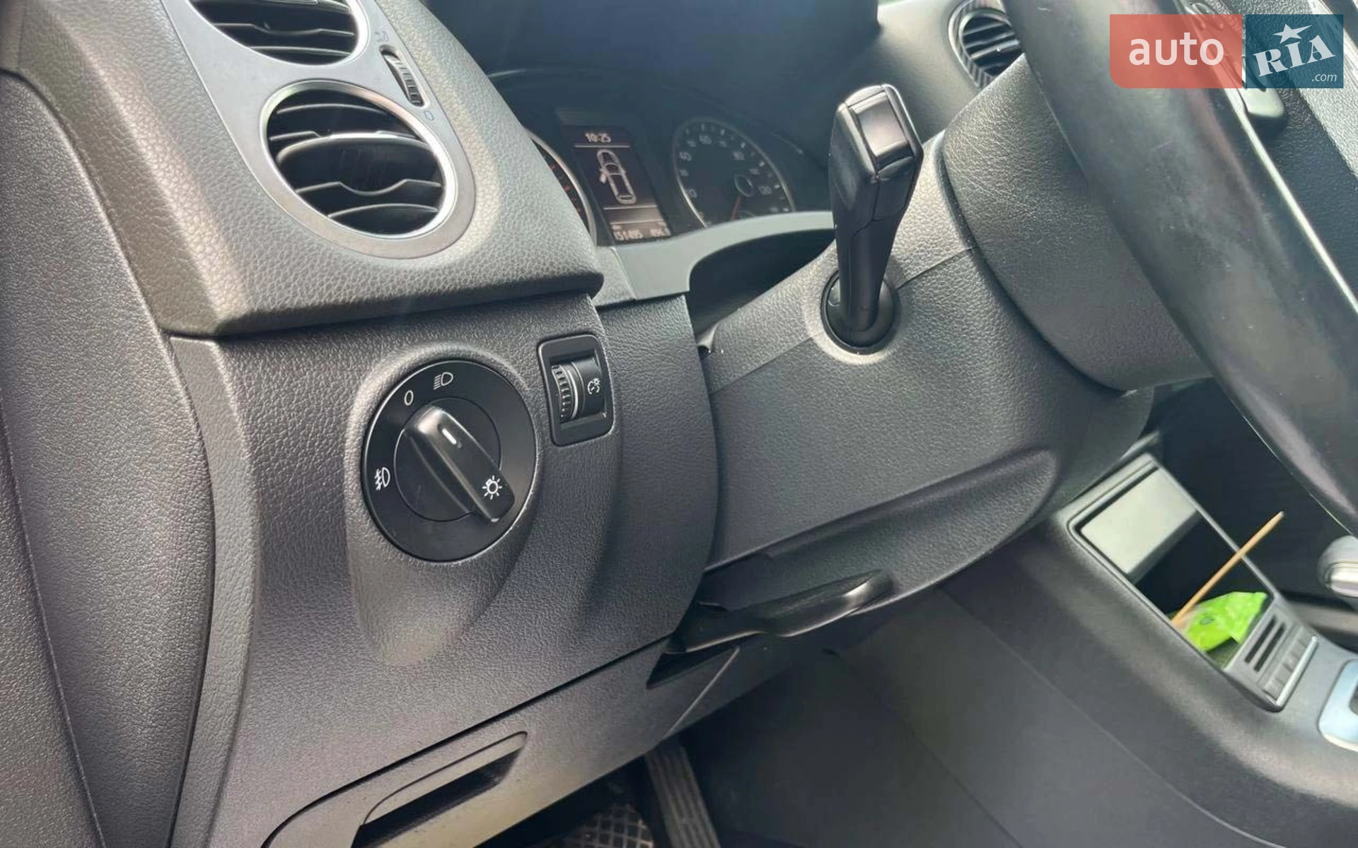 Volkswagen Tiguan, 2010