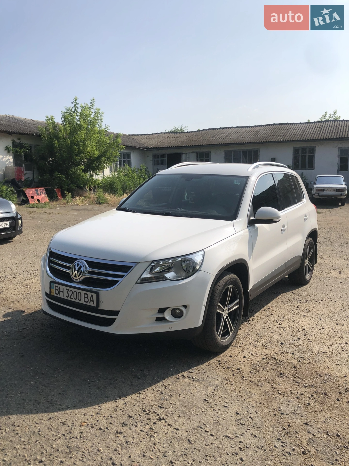 Volkswagen Tiguan, 2011