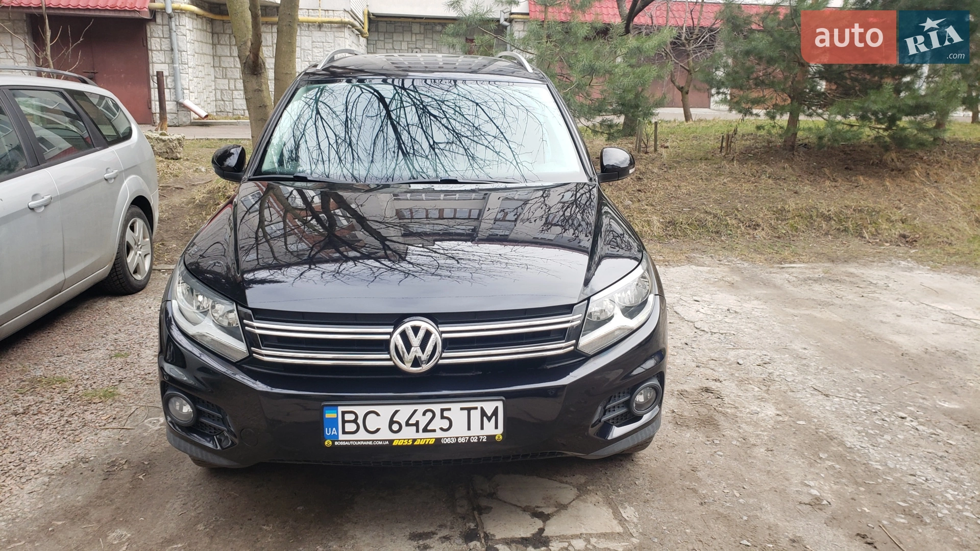 Volkswagen Tiguan, 2011
