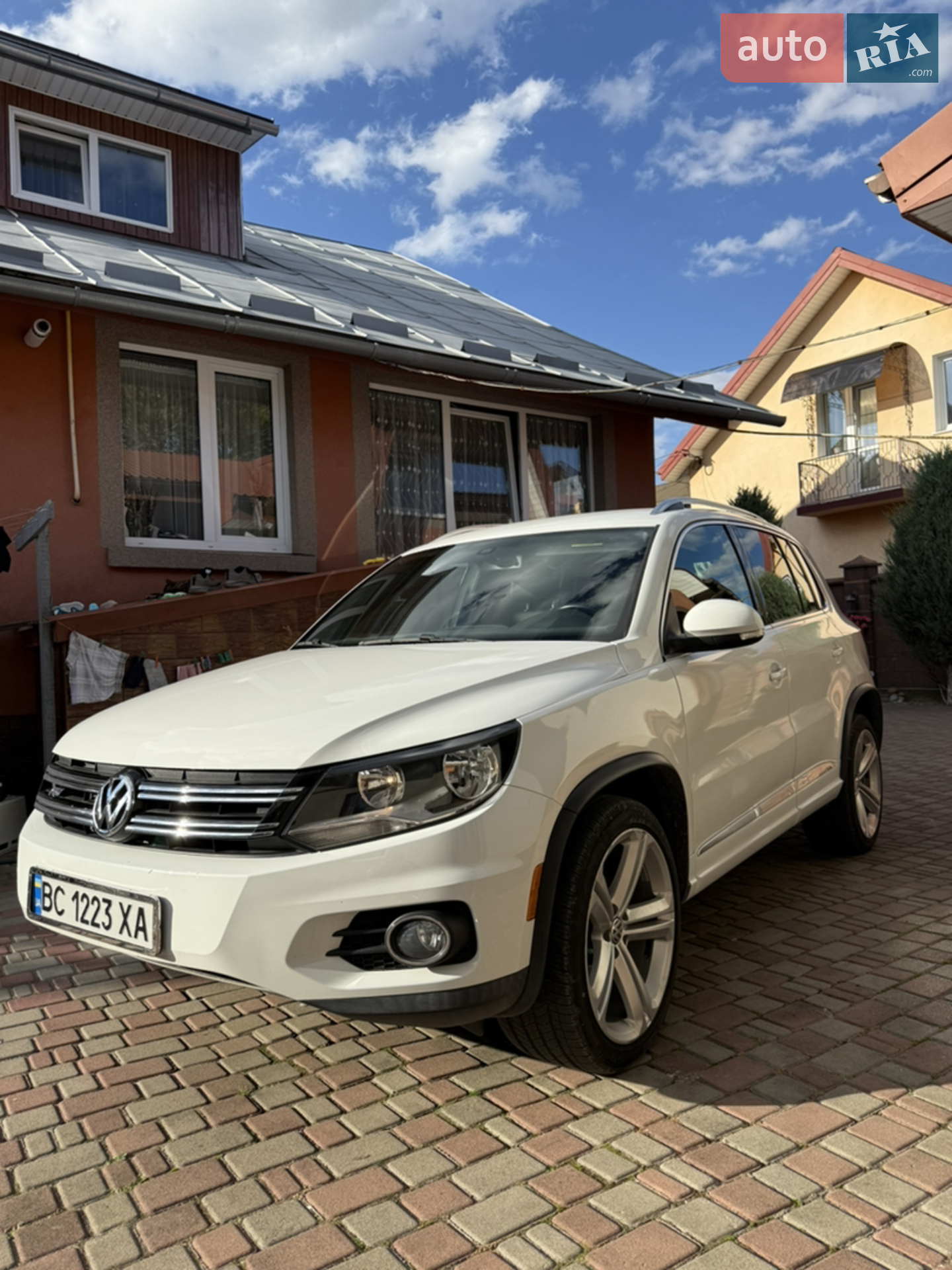 Volkswagen Tiguan, 2015