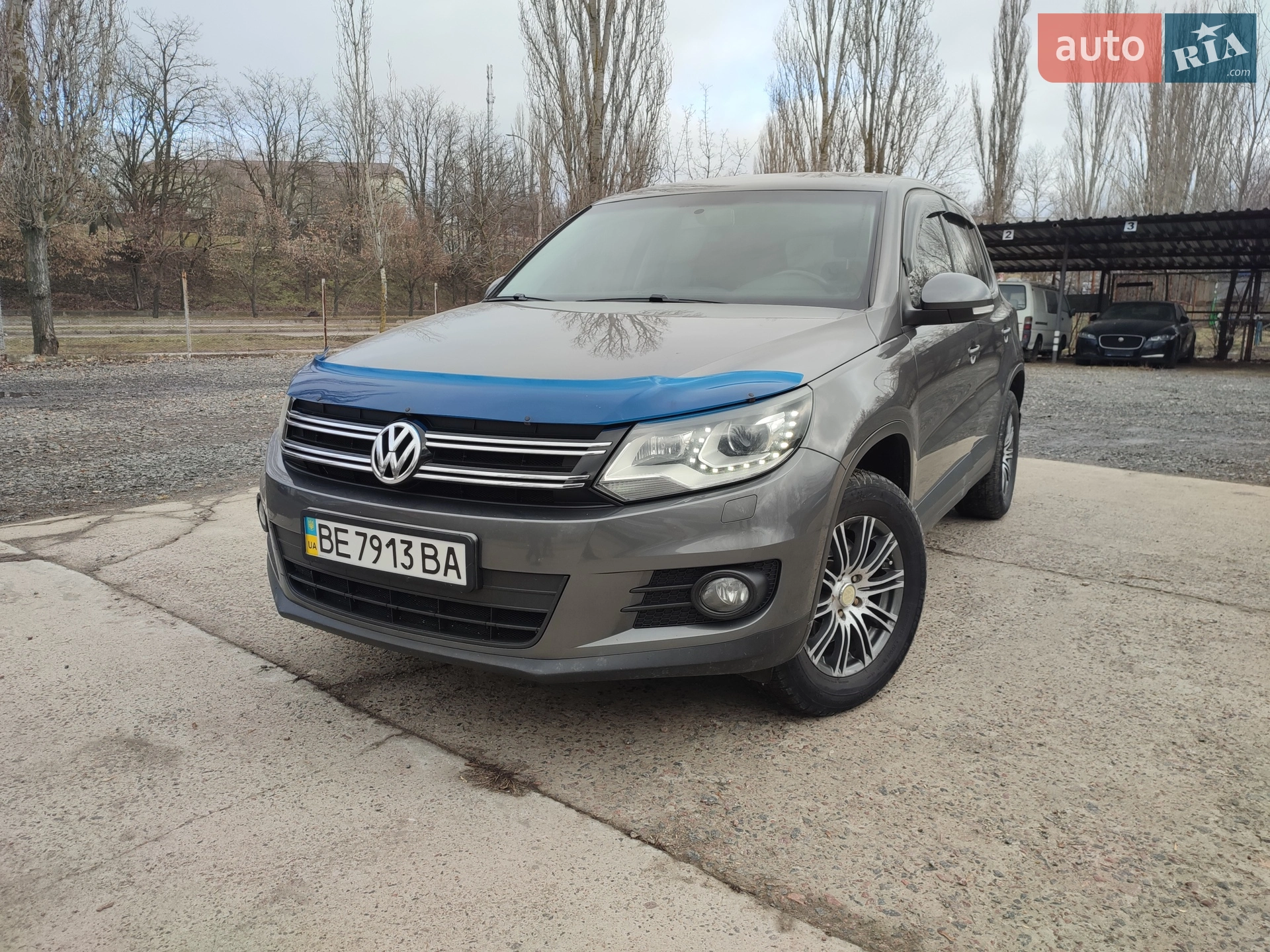 Volkswagen Tiguan, 2011