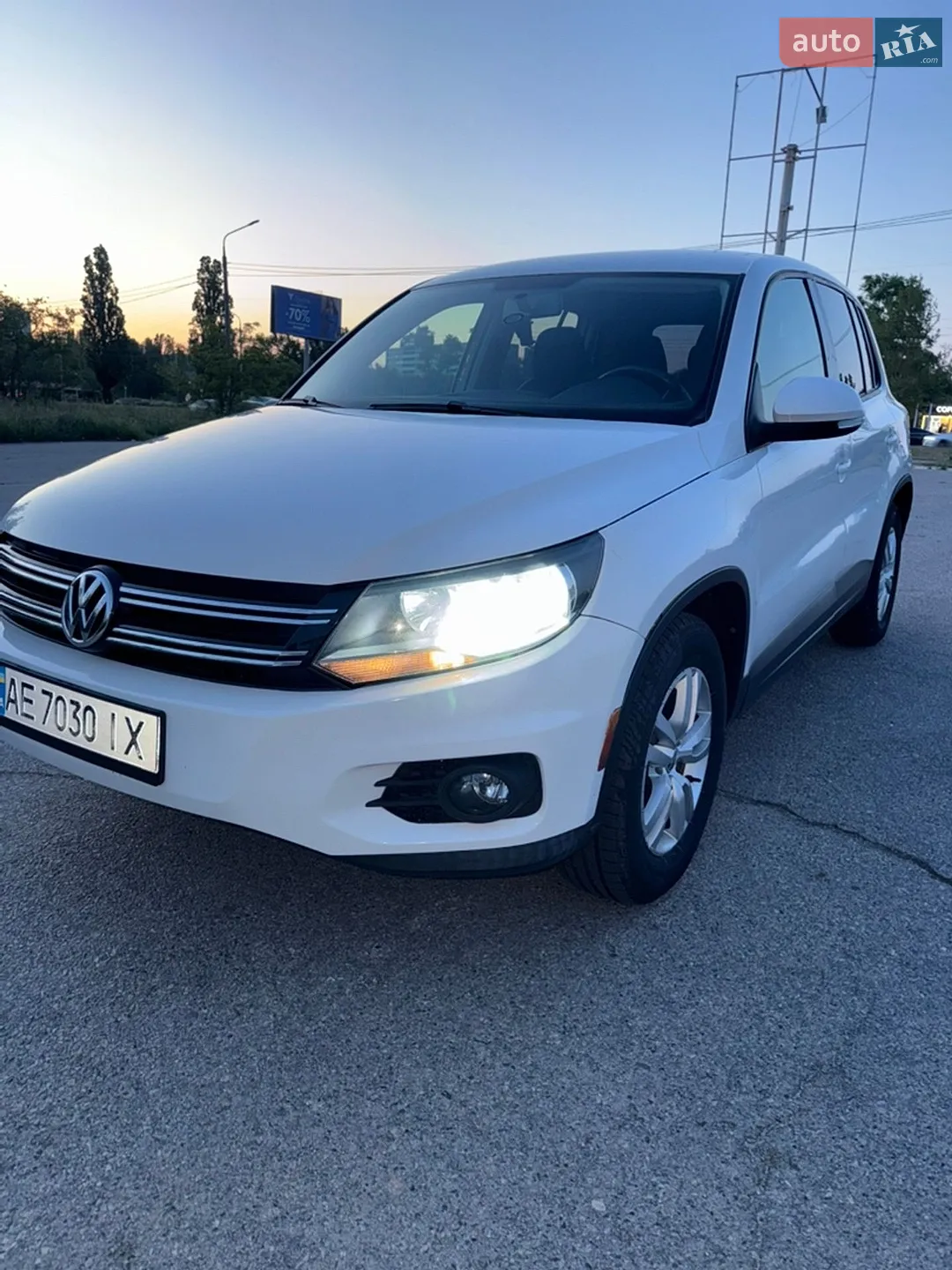 Volkswagen Tiguan, 2012