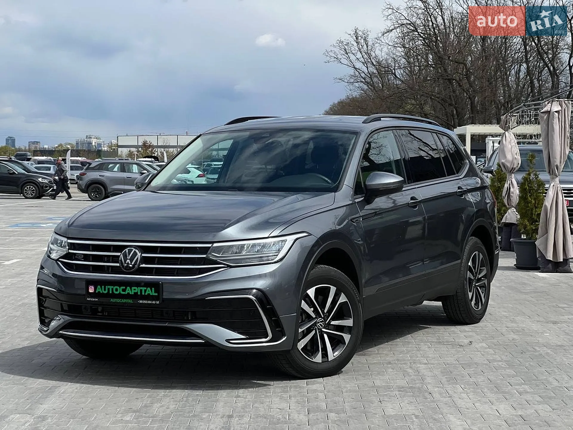 Volkswagen Tiguan 2022 — 1