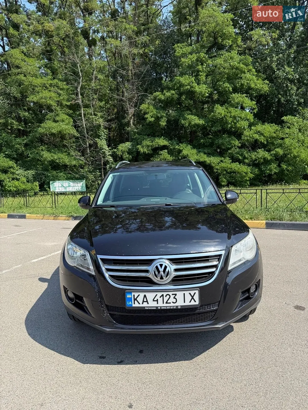 Volkswagen Tiguan, 2011
