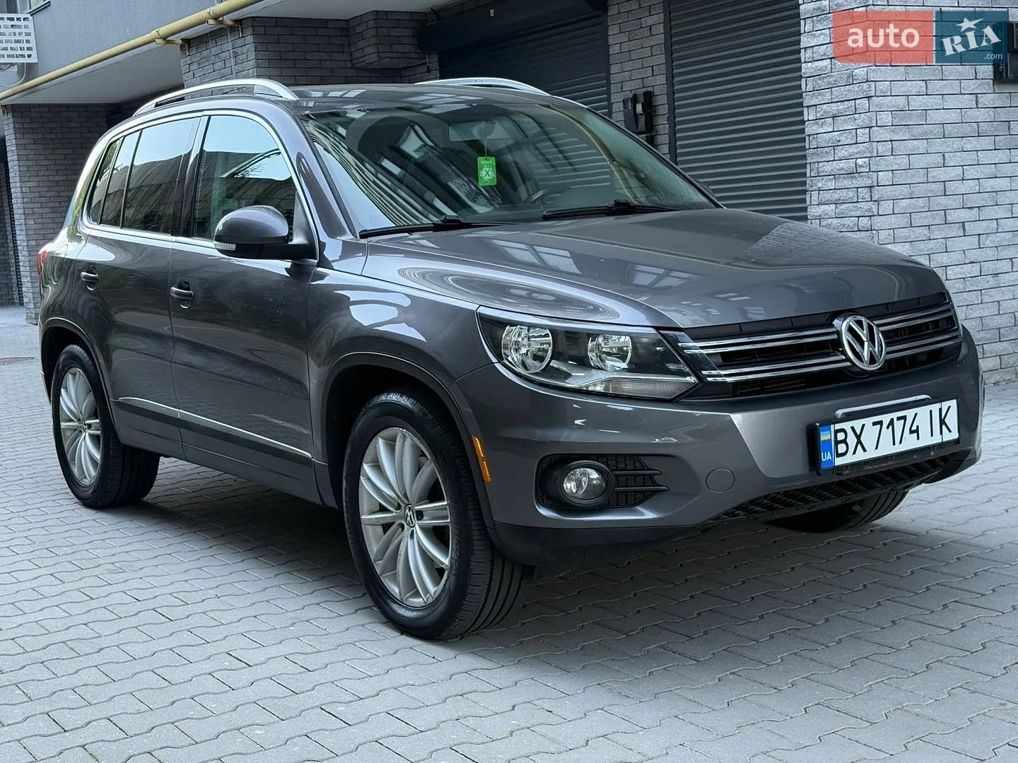 Volkswagen Tiguan, 2012