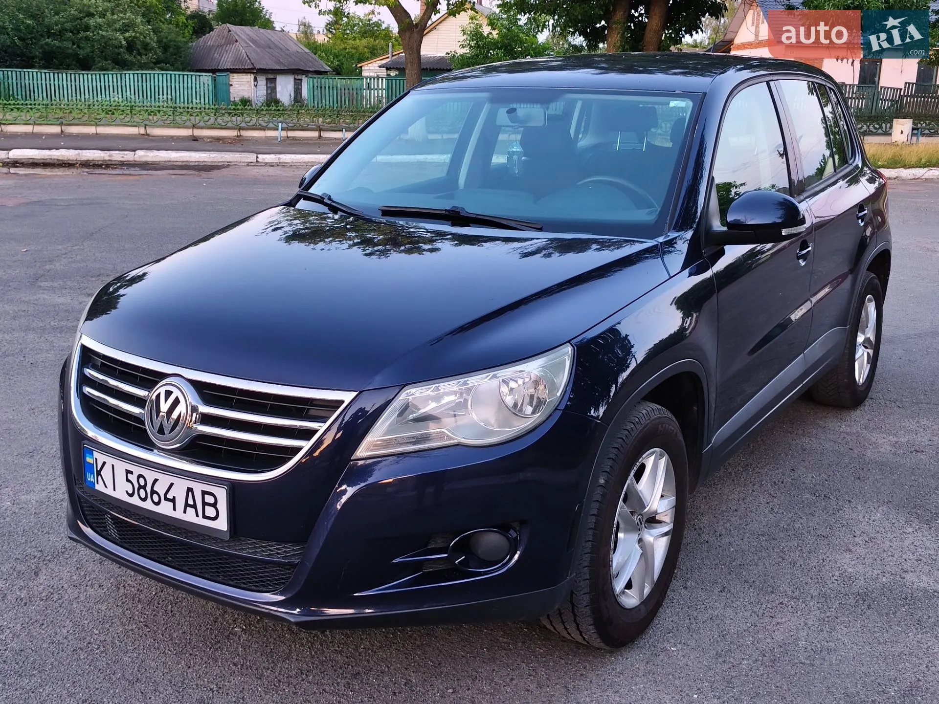 Volkswagen Tiguan, 2011