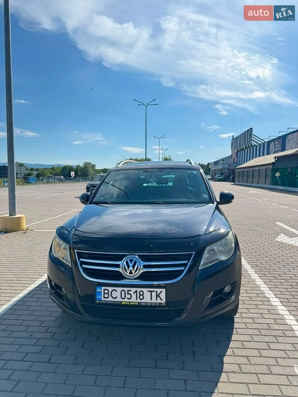 Volkswagen Tiguan, 2011