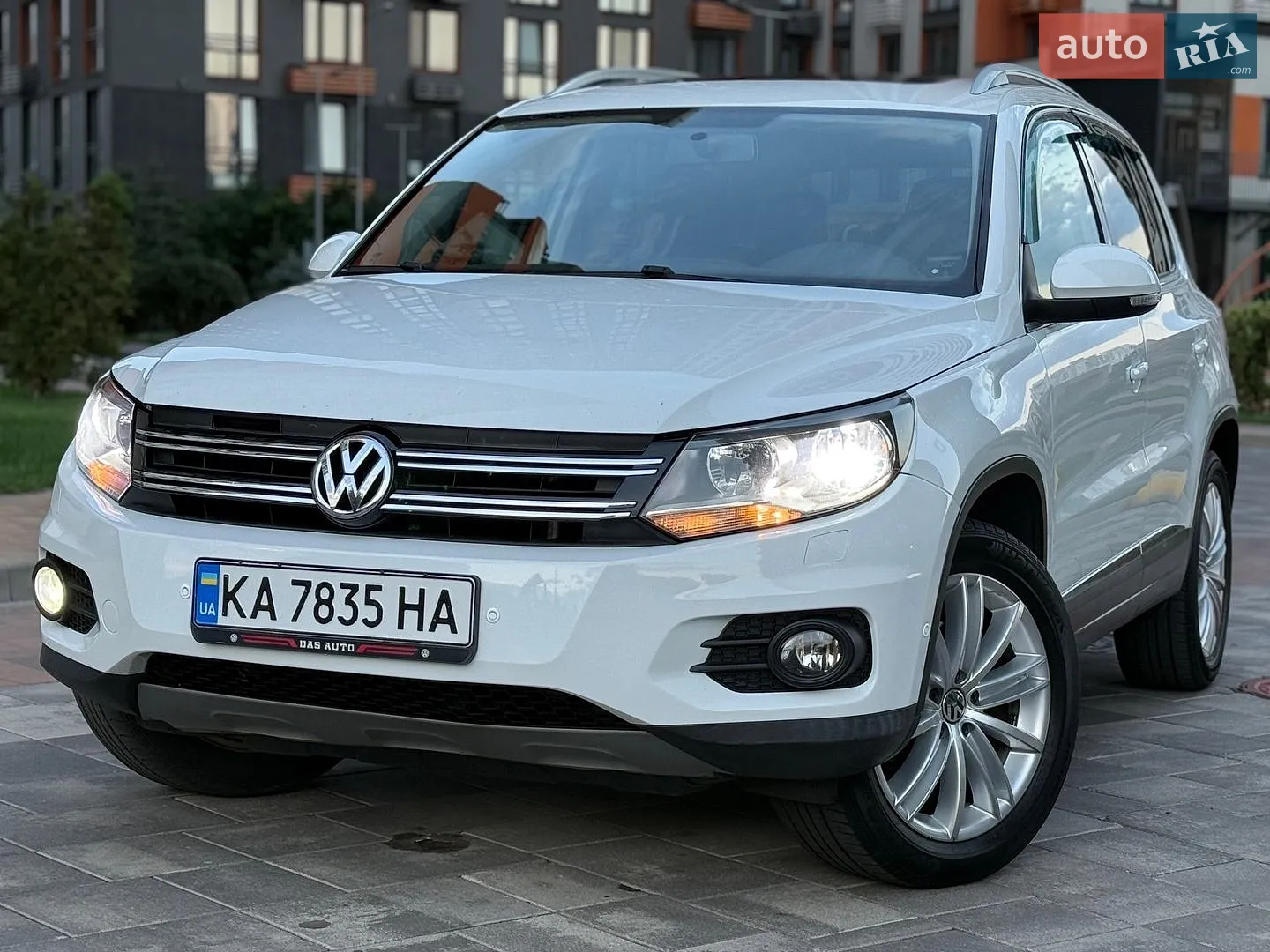 Volkswagen Tiguan, 2015