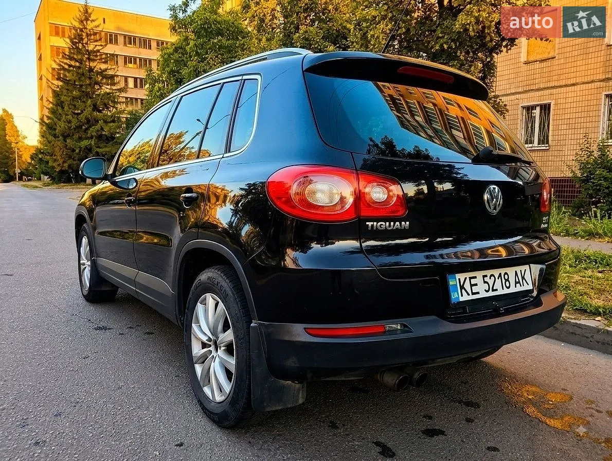 Volkswagen Tiguan, 2011