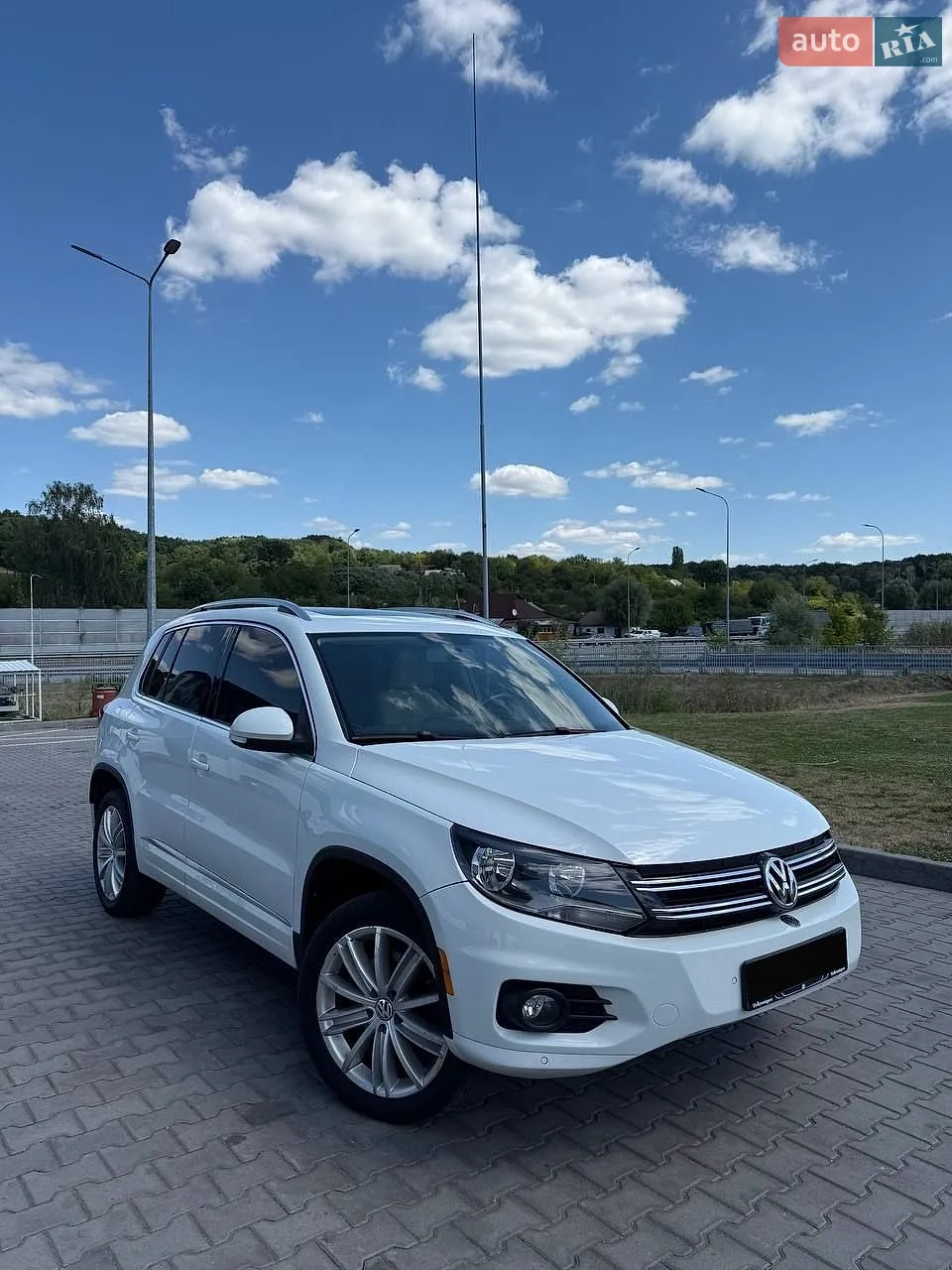 Volkswagen Tiguan, 2014