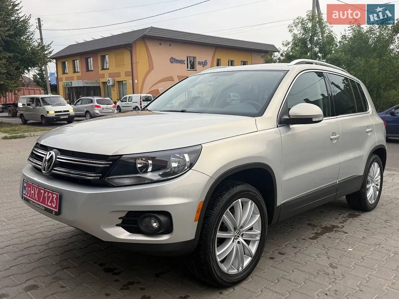 Volkswagen Tiguan, 2015