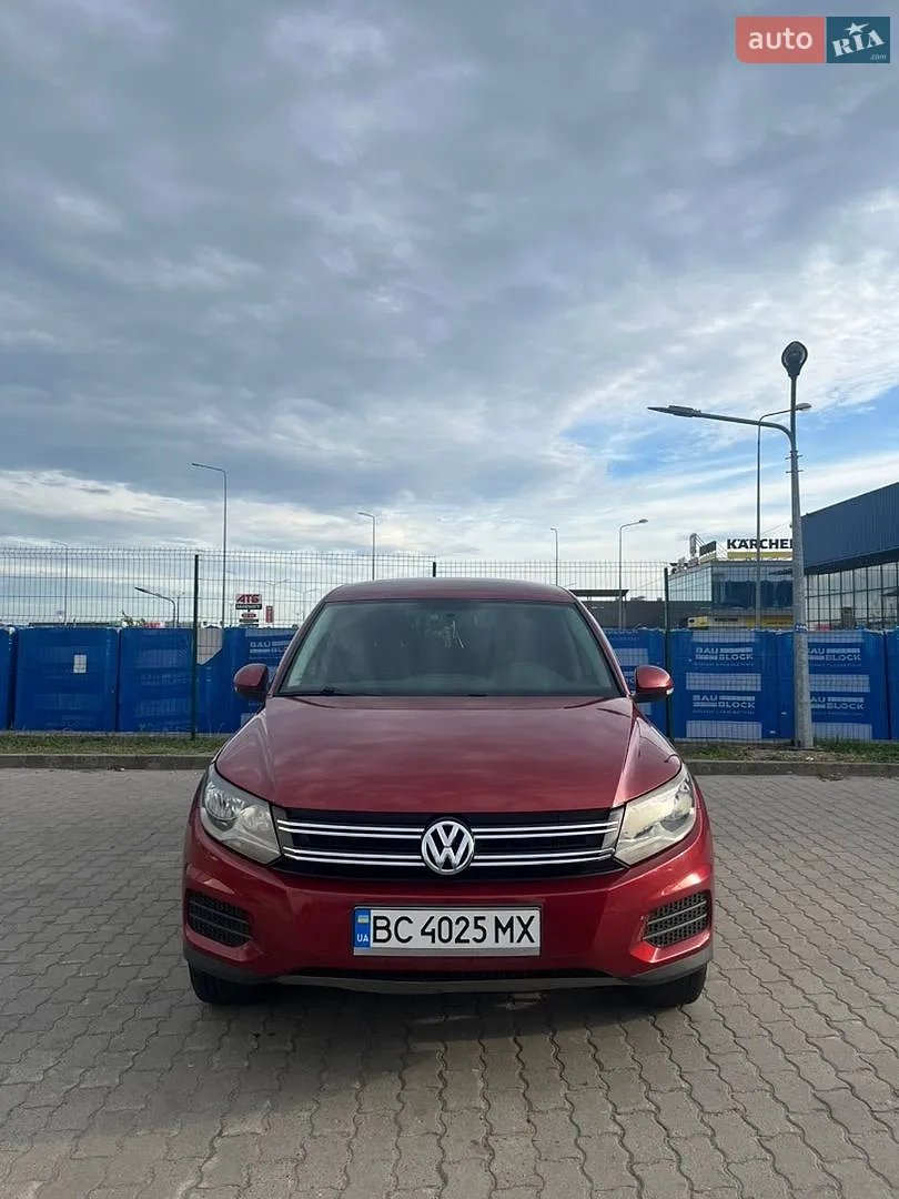 Volkswagen Tiguan, 2011