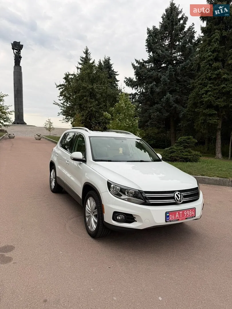 Volkswagen Tiguan, 2015
