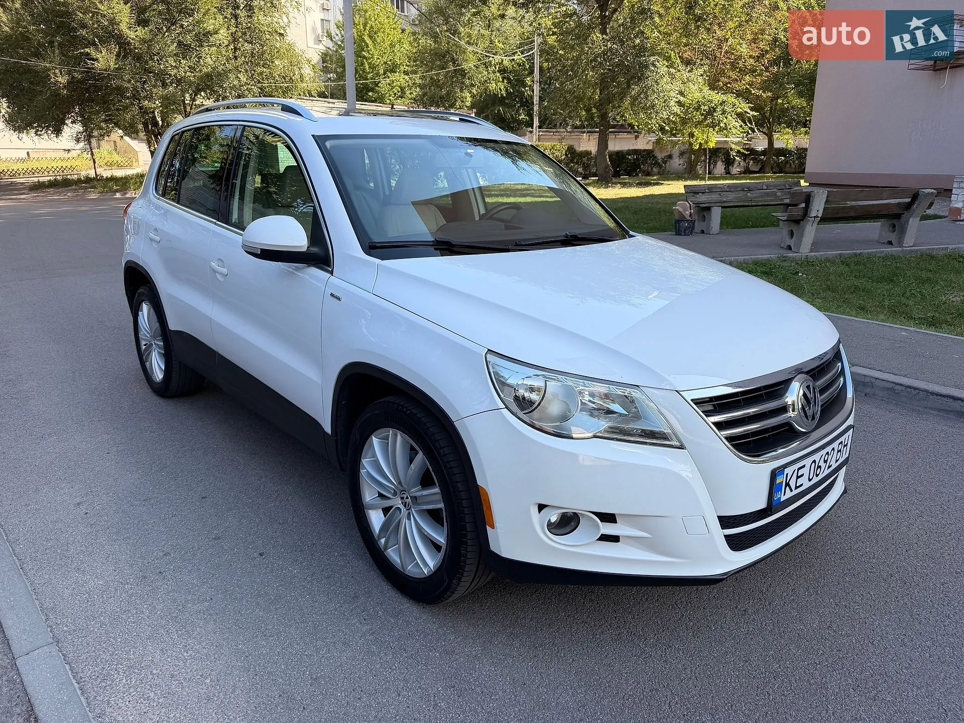 Volkswagen Tiguan, 2010