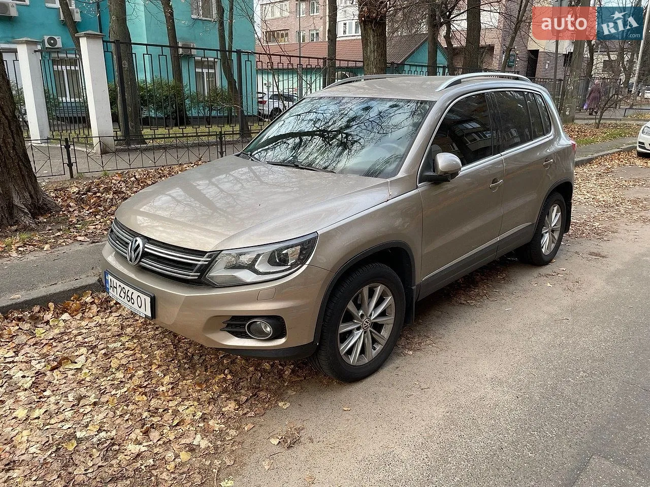 Volkswagen Tiguan, 2012