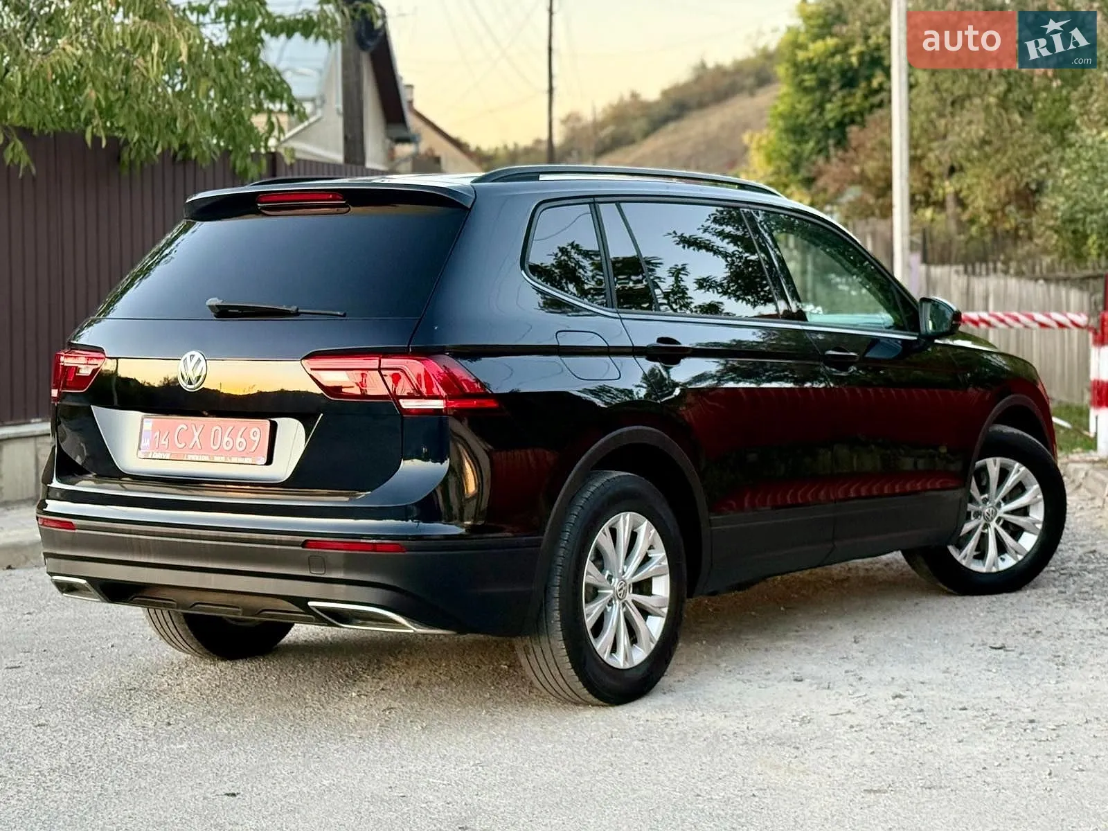 Volkswagen Tiguan, 2019
