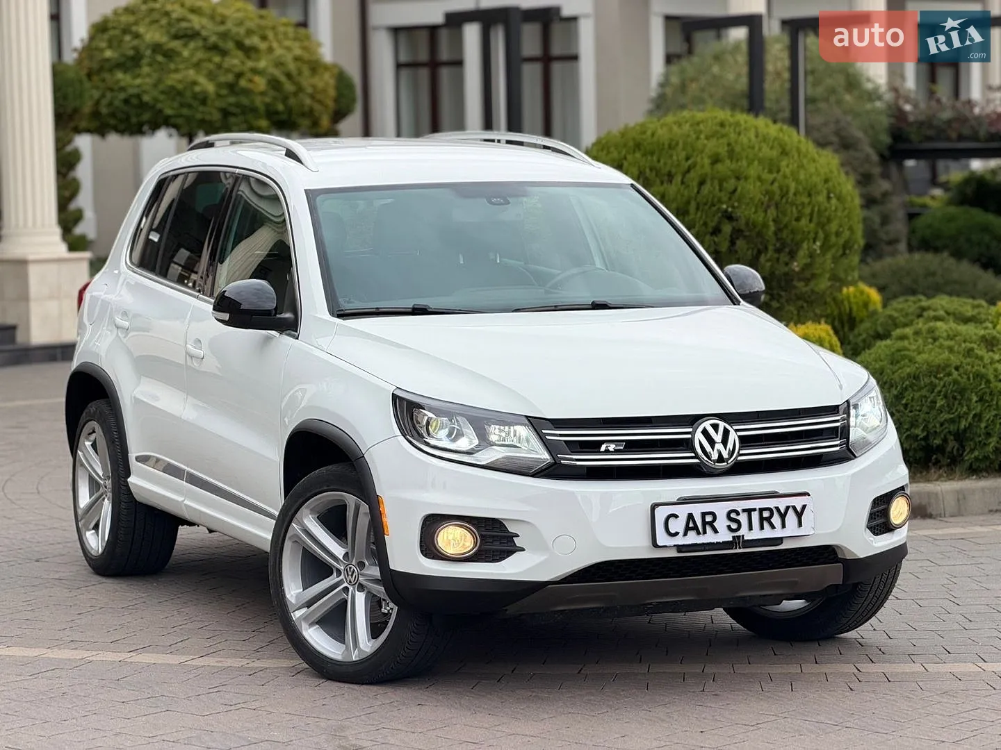 Volkswagen Tiguan, 2015
