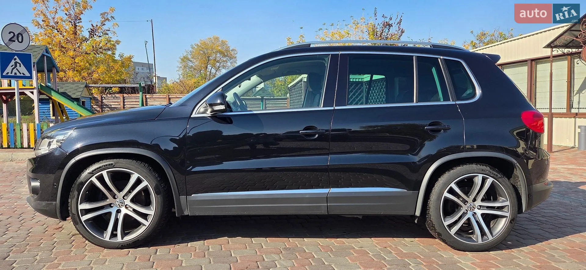 Volkswagen Tiguan, 2012