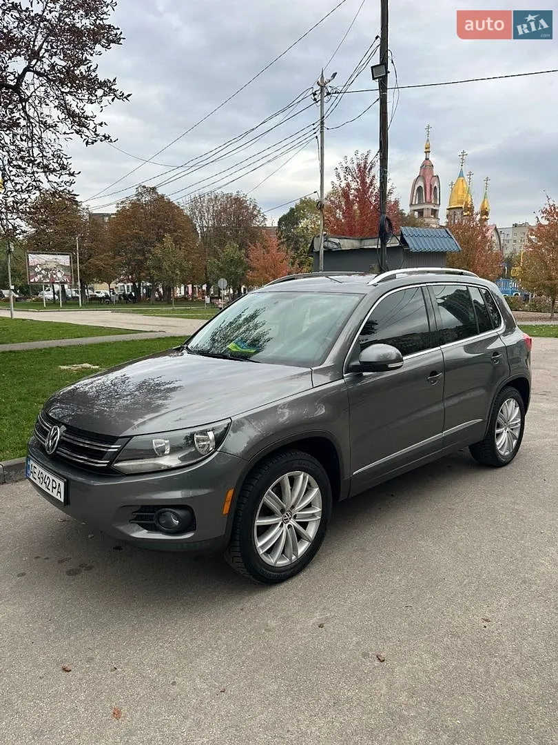 Volkswagen Tiguan, 2012