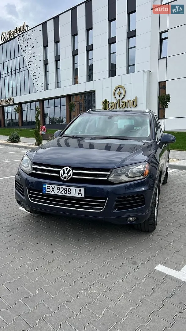Volkswagen Touareg, 2012