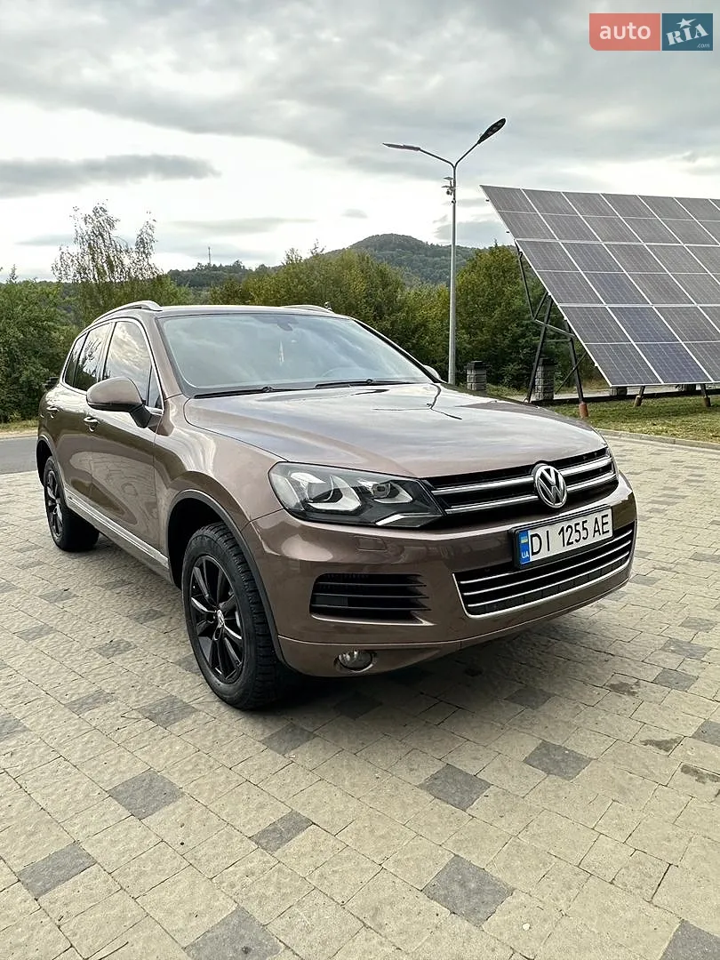 Volkswagen Touareg 2012 — 1