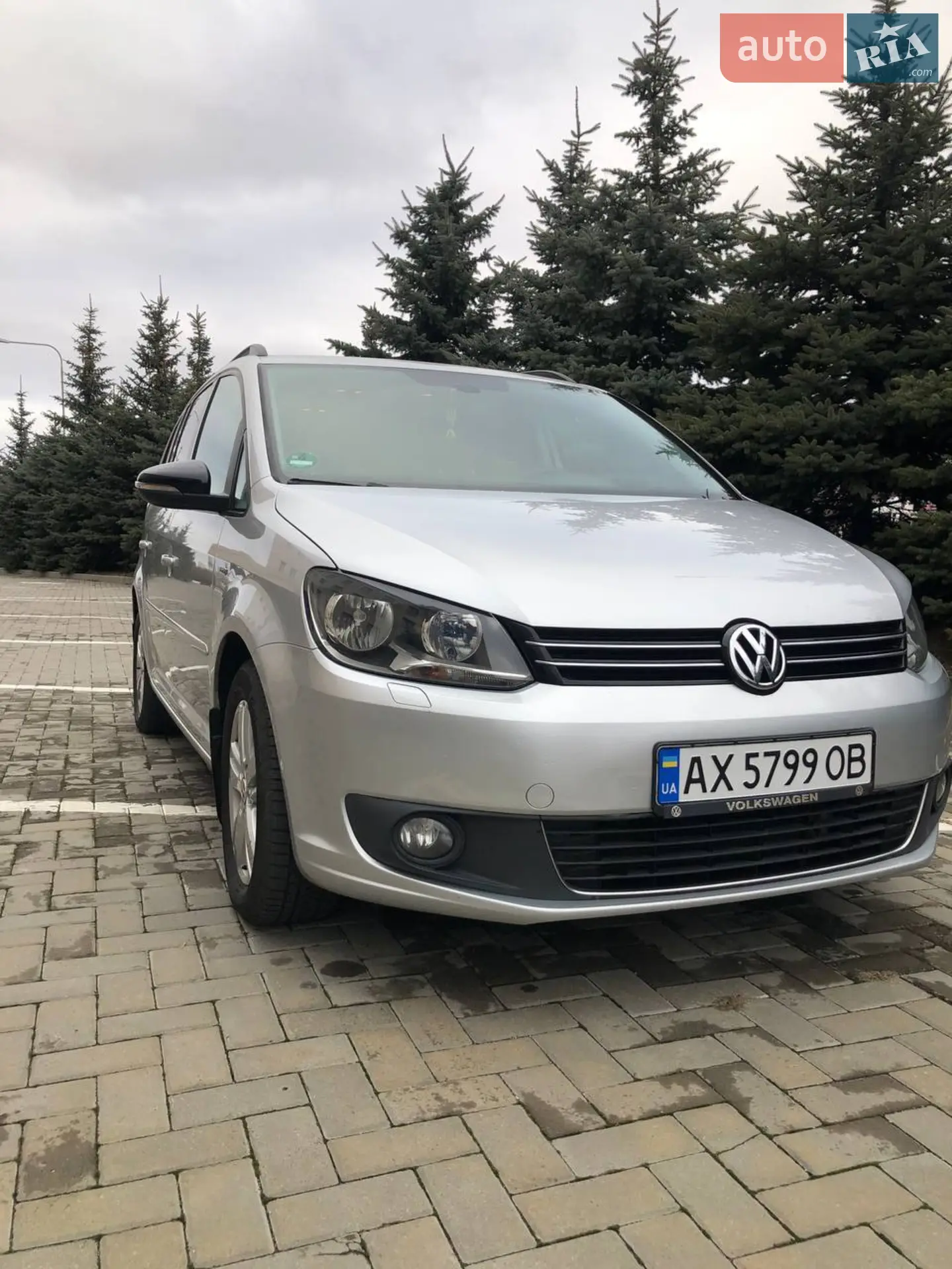 Volkswagen Touran, 2012