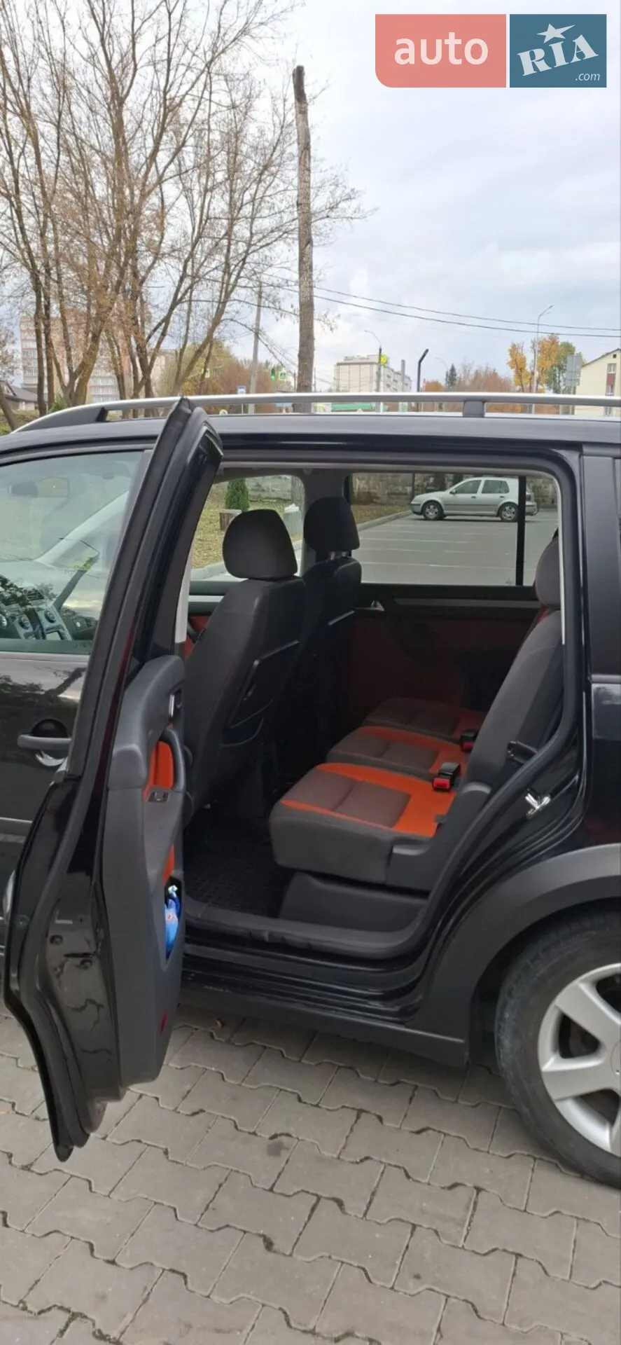 Volkswagen Touran, 2010