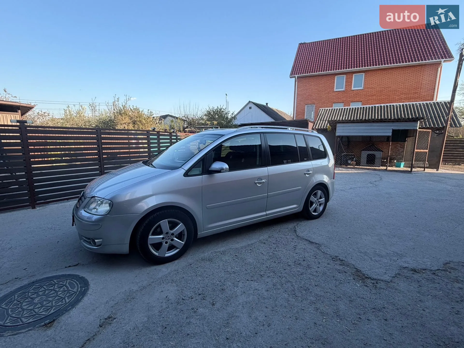 Volkswagen Touran, 2004