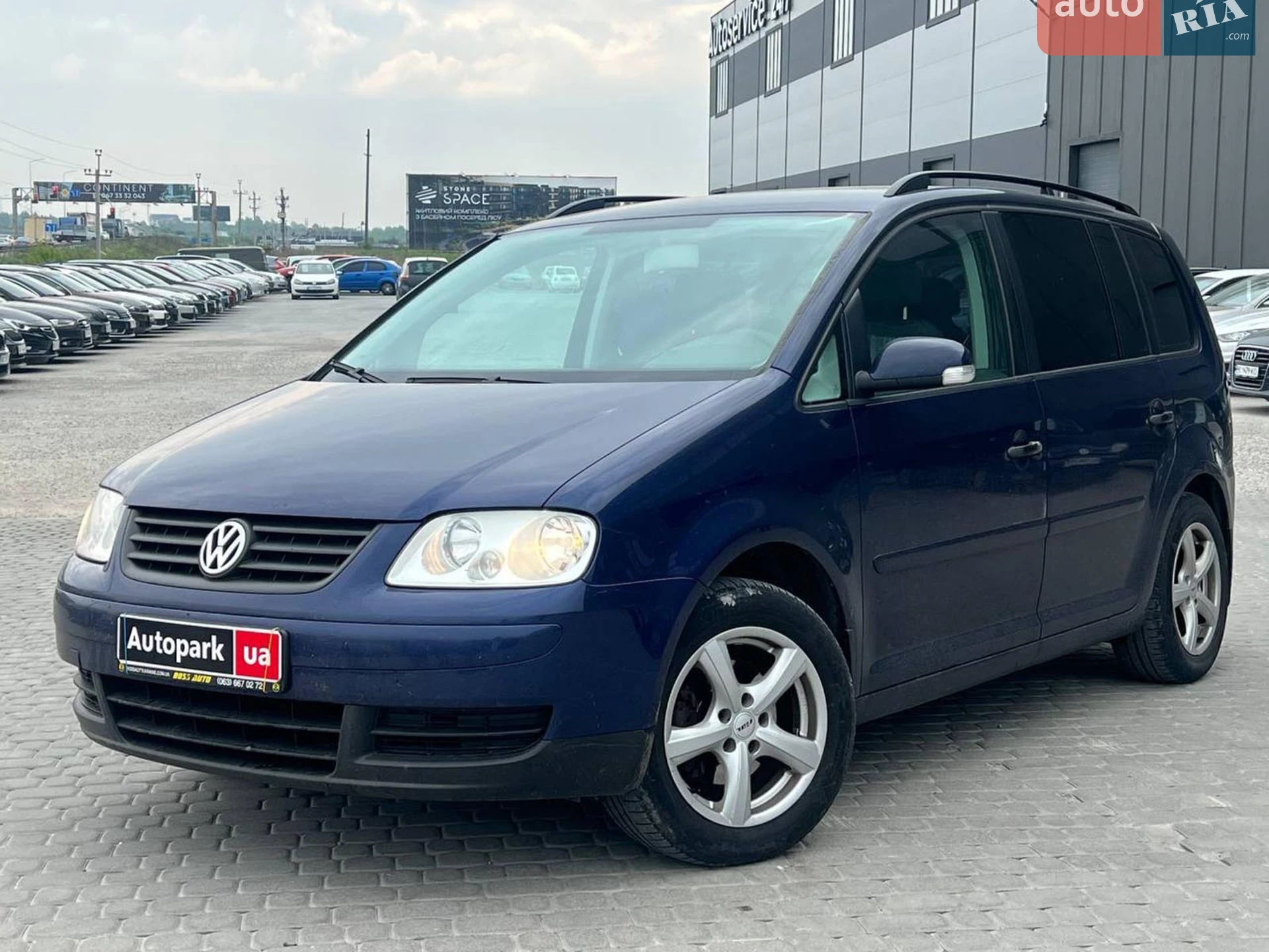Volkswagen Touran, 2005