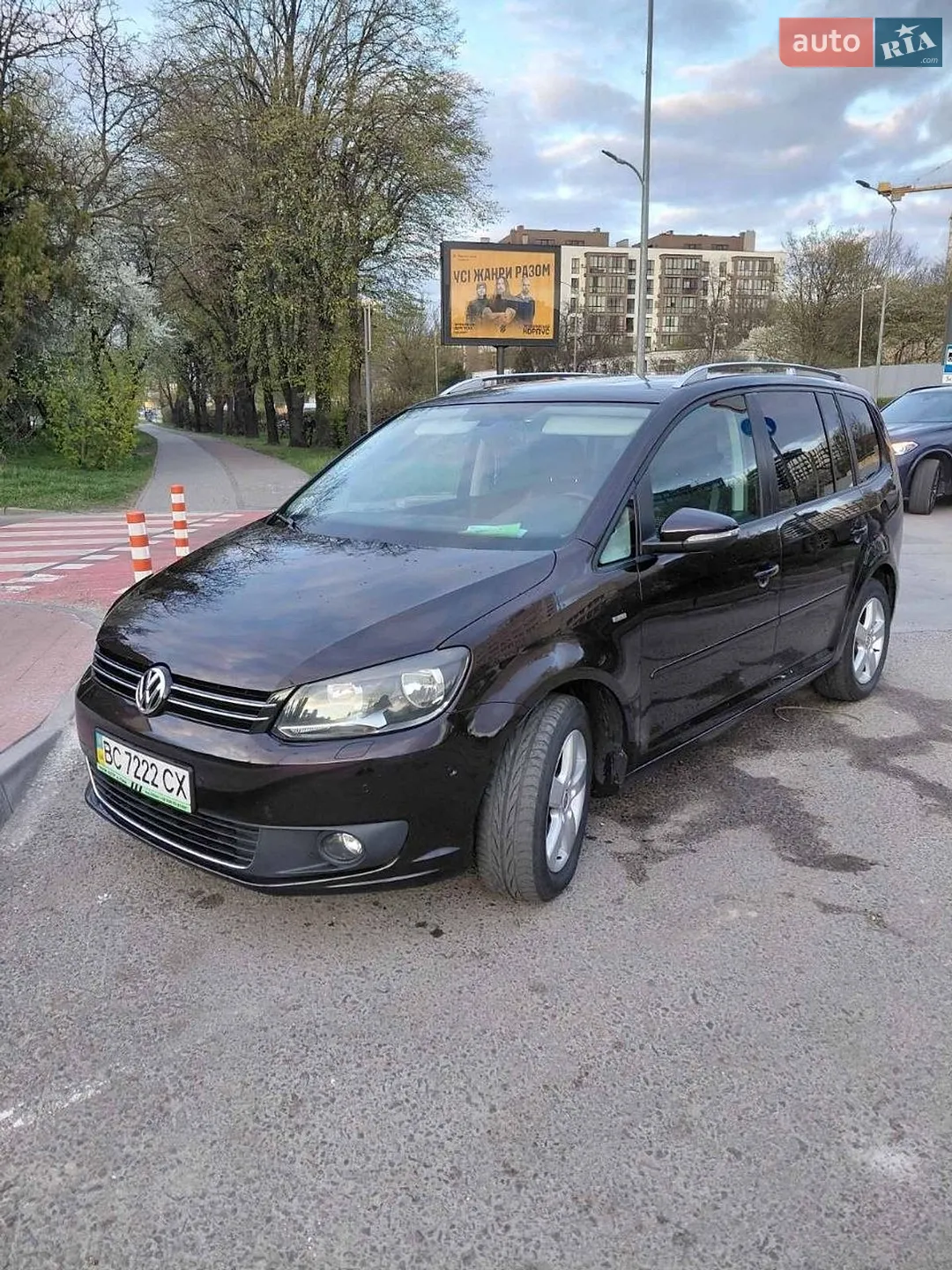 Volkswagen Touran, 2013
