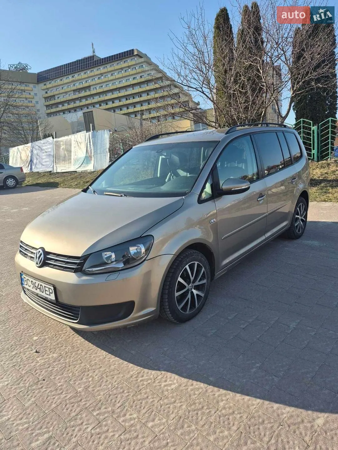 Volkswagen Touran, 2012