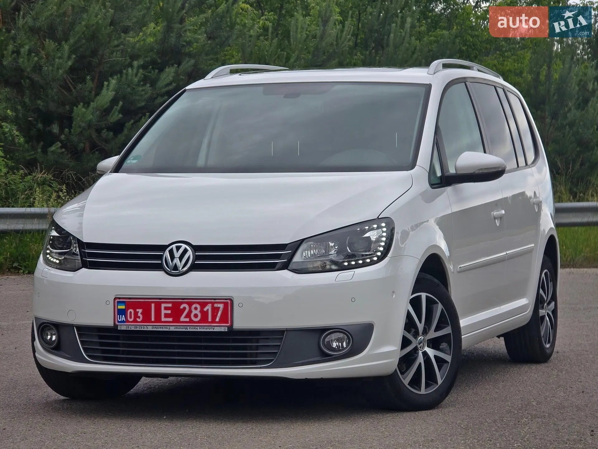 Volkswagen Touran, 2011